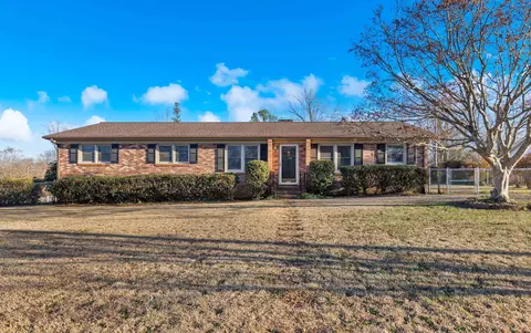 177 Stribling Cir, Spartanburg, SC 29301
