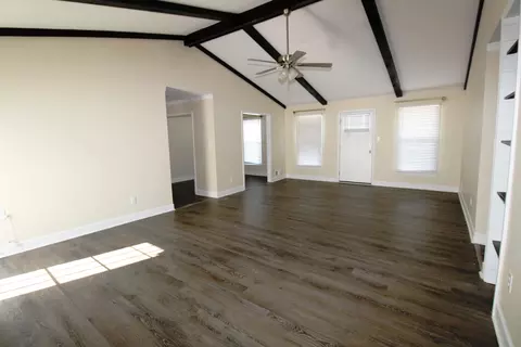 Living - 108 Saluda Rd, Moore, SC 29369 photo 1 of 5