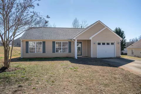 346 Bright Wick Ct, Boiling Springs, SC 29316