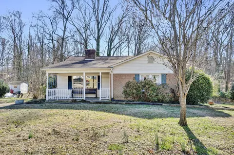 138 Forest Hills Dr, Gaffney, SC 29340
