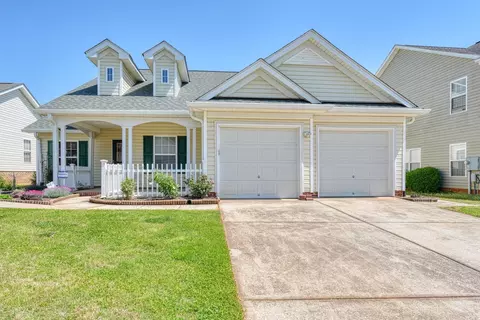 469 Etowah Dr, Roebuck, SC 29376