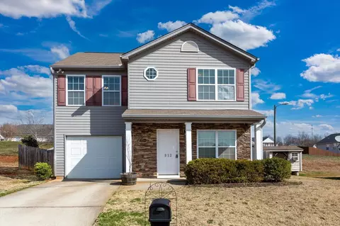 912 Mary Grace Ln, Duncan, SC 29334