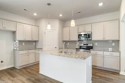 Kitchen - 5014 Burke Meadows Run, Chesnee, SC 29323 photo 2 of 4
