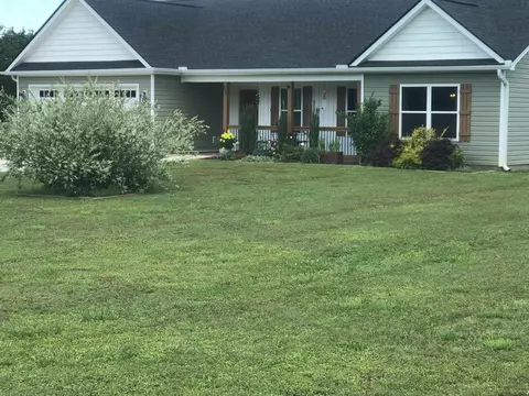 940 Henderson Rd, Chesnee, SC 29323