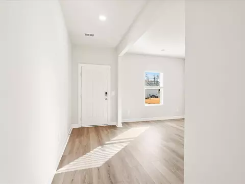 209 Maxwell Dr, Easley, SC 29642 photo 2