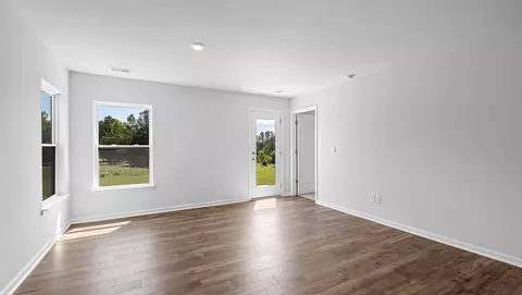 Living - 1344 Duffers Ln, Roebuck, SC 29376 photo 2 of 3