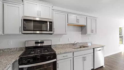 Kitchen - 1344 Duffers Ln, Roebuck, SC 29376 photo 1 of 5
