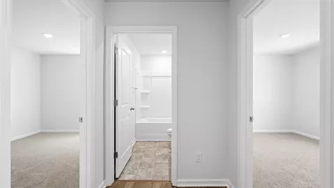 Entry Way - 1344 Duffers Ln, Roebuck, SC 29376 photo 2 of 5