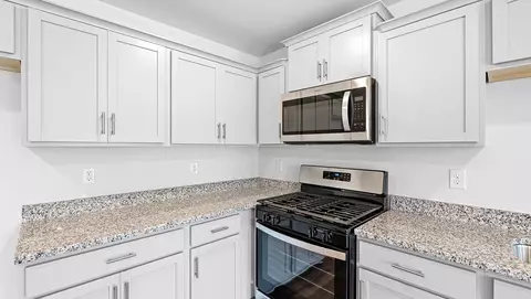 Kitchen - 1344 Duffers Ln, Roebuck, SC 29376 photo 2 of 5
