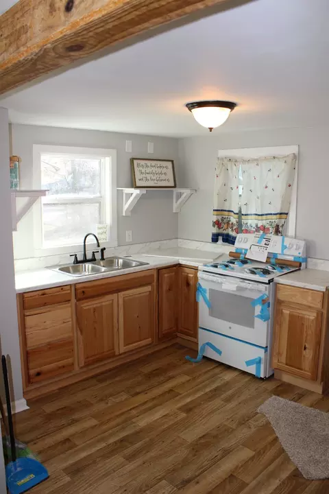 75 Peake St, Tryon, NC 28782 photo 19