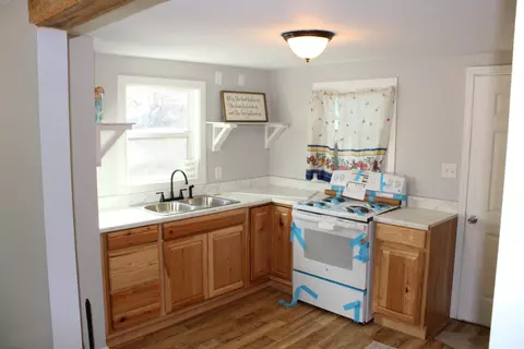 75 Peake St, Tryon, NC 28782 photo 18