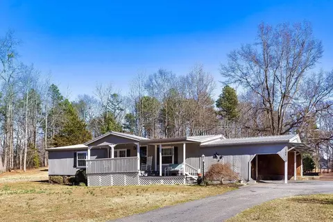520 Long Branch Rd, Chesnee, SC 29323