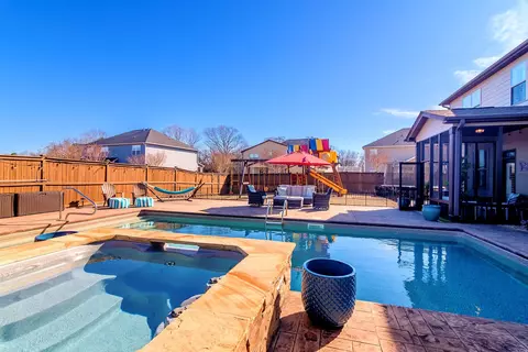 202 Birchdale Ct, Simpsonville, SC 29681