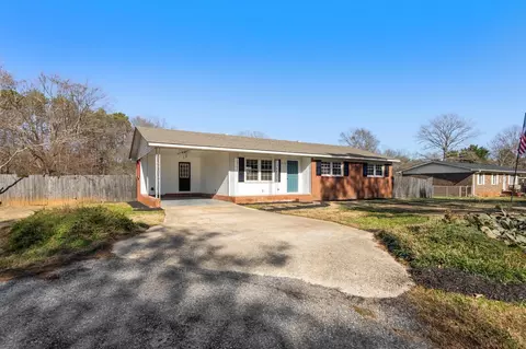 510 W Oconee St, Chesnee, SC 29323