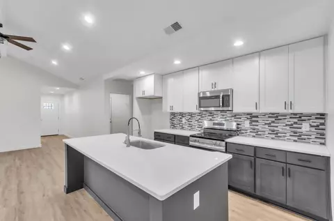 Kitchen - 102 Valley Dr, Greer, SC 29651 photo 1 of 2