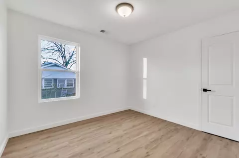 Bedroom - 102 Valley Dr, Greer, SC 29651 photo 5 of 8