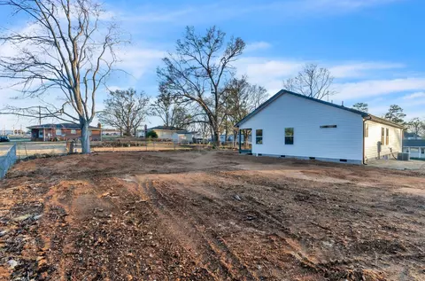 Exterior - 102 Valley Dr, Greer, SC 29651 photo 7 of 9