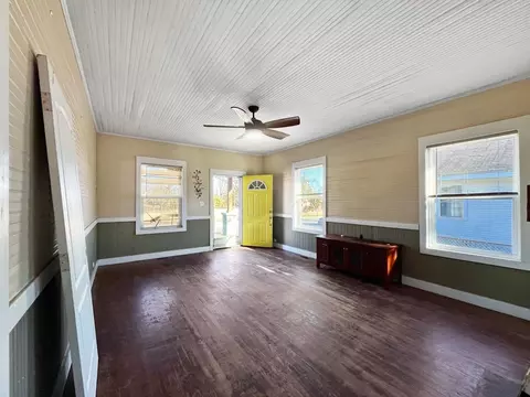 127 Pine St, Clinton, SC 29325 photo 4