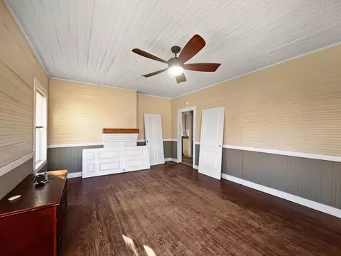 127 Pine St, Clinton, SC 29325 photo 2