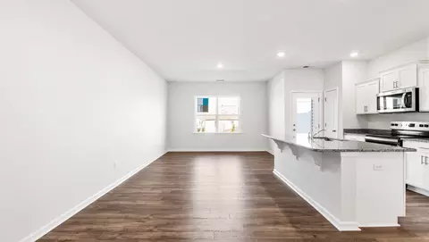 754 Embark Cir, Greer, SC 29651 photo 8