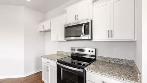 Kitchen - 763 Embark Cir, Greer, SC 29651 photo 3 of 5