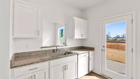 Kitchen - 759 Embark Cir, Greer, SC 29651 photo 2 of 4