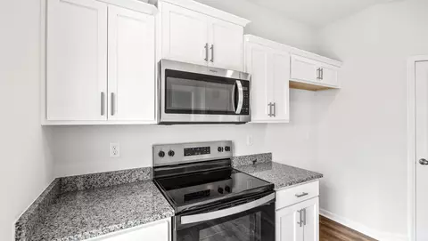 Kitchen - 751 Embark Cir, Greer, SC 29651 photo 4 of 4