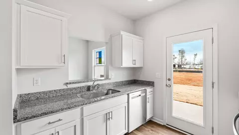 Kitchen - 751 Embark Cir, Greer, SC 29651 photo 2 of 4