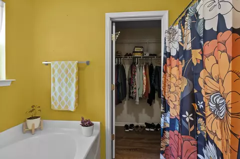 Bath - 724 White Cloud Dr, Lyman, SC 29365 photo 3 of 3