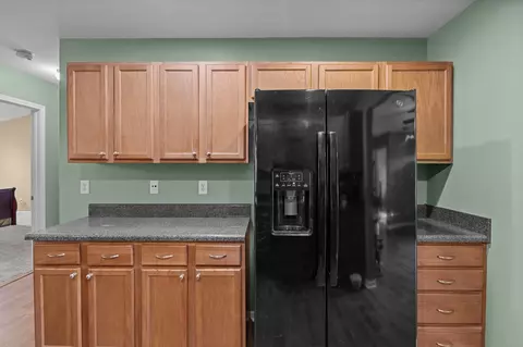 Kitchen - 724 White Cloud Dr, Lyman, SC 29365 photo 4 of 5