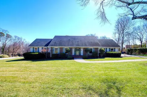 110 Mount Vernon Rd, Greer, SC 29651