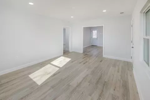 Living - 171 Maple St, Pacolet, SC 29372 photo 1 of 3