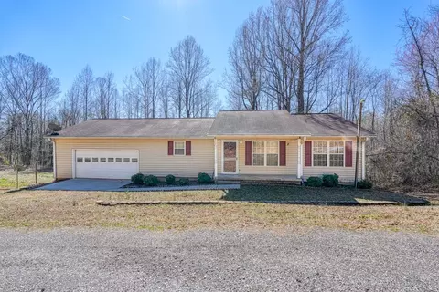 478 Monroe Bruce Farm Rd, Campobello, SC 29322