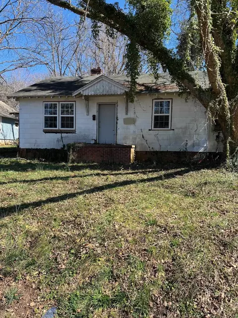 103 Mccoy St, Easley, SC 29640