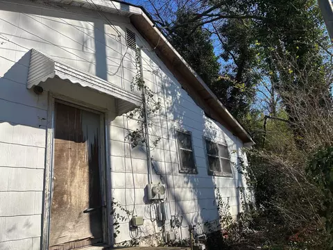 Exterior - 103 Mccoy St, Easley, SC 29640 photo 2 of 3