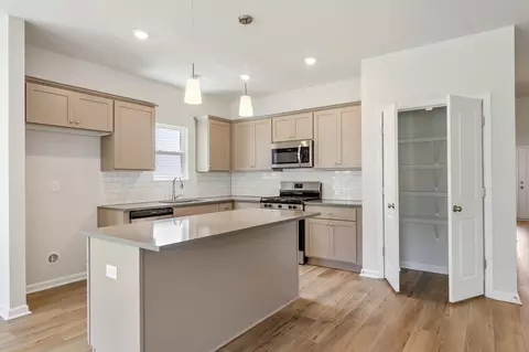 Kitchen - 7045 Fairview Falls Dr, Chesnee, SC 29323 photo 2 of 3