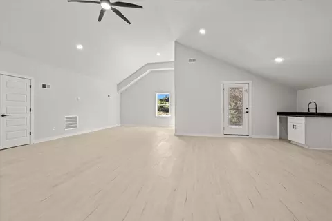 100 Daisy Ln, Easley, SC 29640 photo 22
