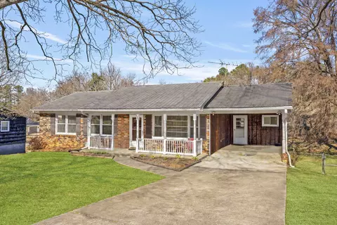 132 Connecticut Ave, Gaffney, SC 29341