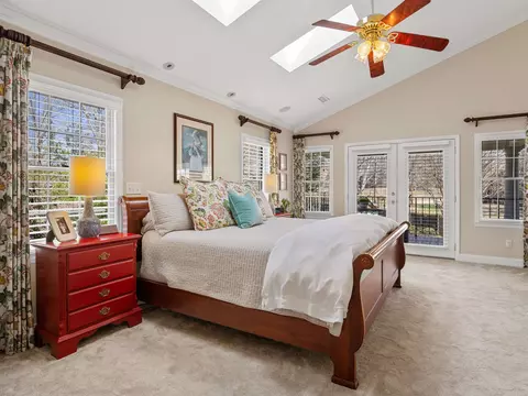 Bedroom - 312 E Killarney Lk, Moore, SC 29369 photo 2 of 10