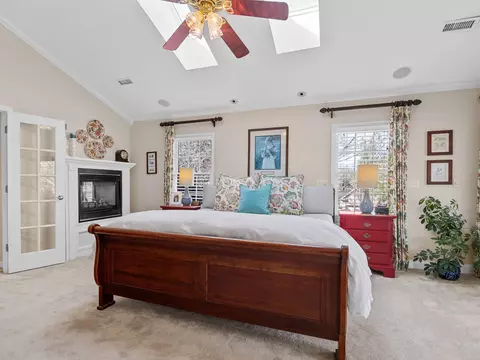 Bedroom - 312 E Killarney Lk, Moore, SC 29369 photo 3 of 10