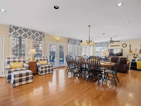 Dining - 312 E Killarney Lk, Moore, SC 29369 photo 3 of 5
