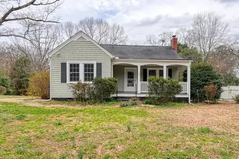 131 Ponce De Leon Ave, Spartanburg, SC 29302