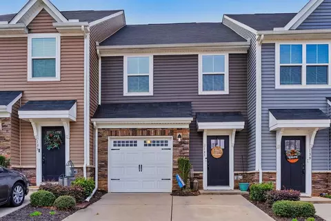 137 Marthawood Ln, Greer, SC 29650