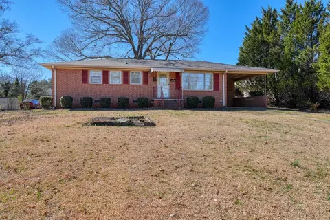 1078 Mayview St, Spartanburg, SC 29303