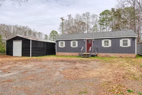 11509 Hwy 221, Woodruff, SC 29388