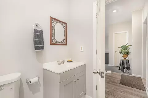 Bath - 3812 Sapling Ln, Moore, SC 29369 photo 2 of 2