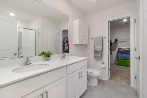 Bath - 3812 Sapling Ln, Moore, SC 29369 photo 1 of 2
