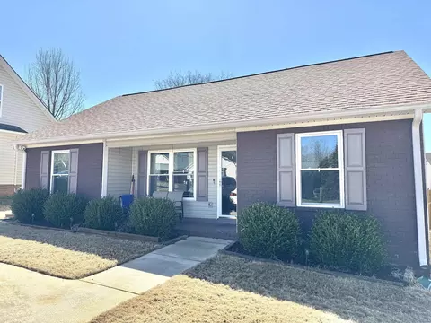 221 Frying Pan Ct, Boiling Springs, SC 29316