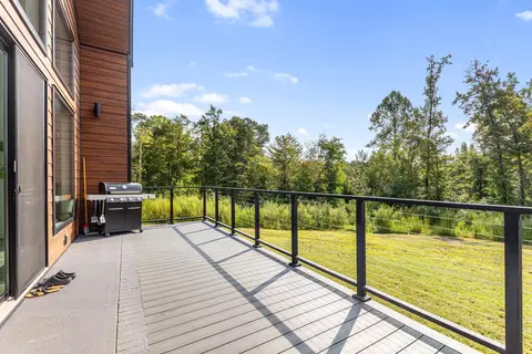 Exterior - 410 Loop Rd, Campobello, SC 29322 photo 5 of 9