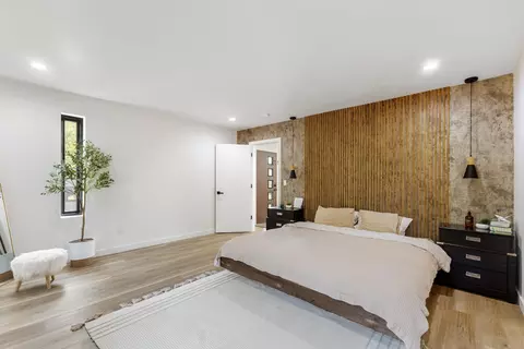 Bedroom - 410 Loop Rd, Campobello, SC 29322 photo 2 of 5